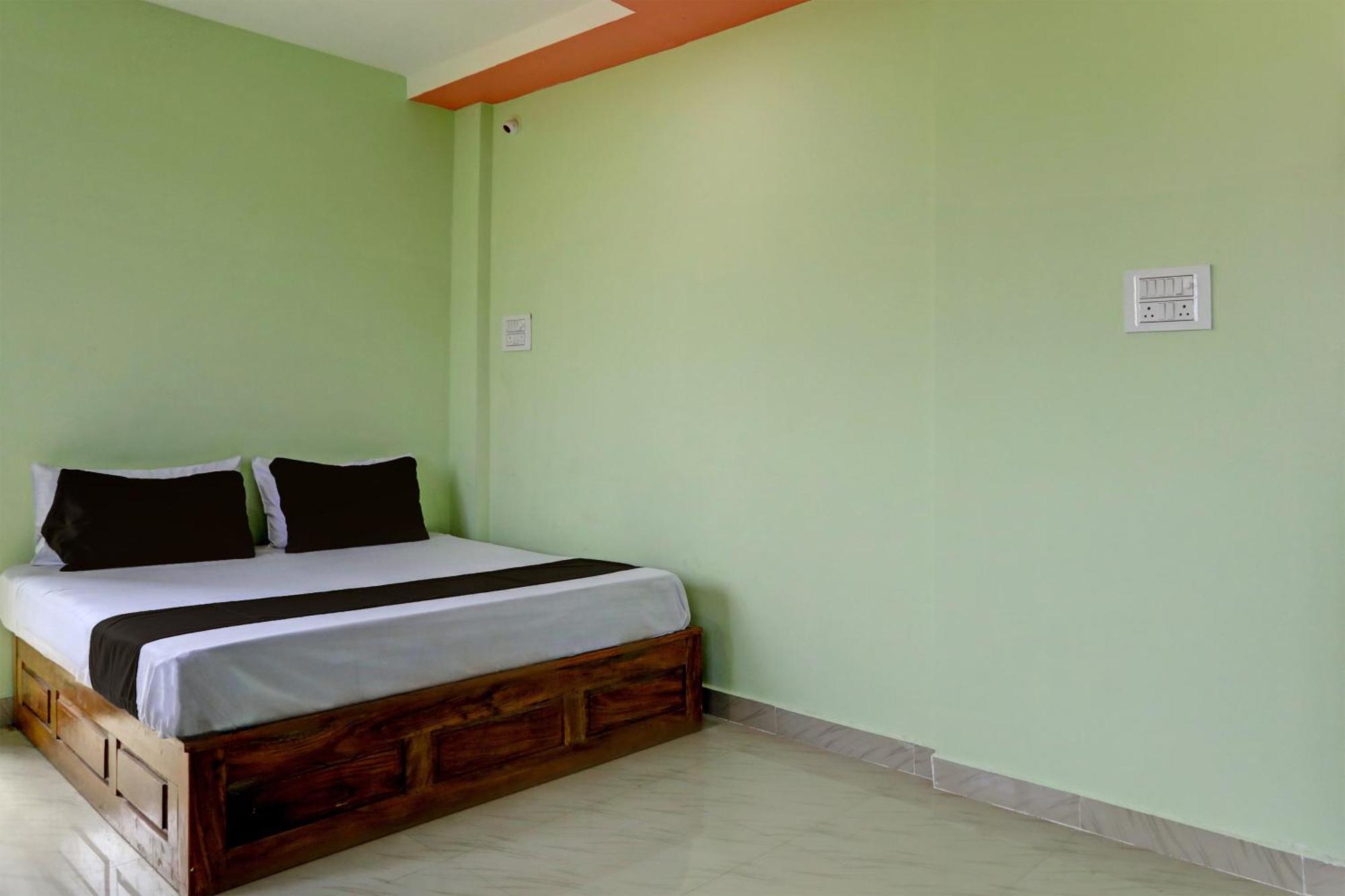 Chandrapur Spot On Hotel Leo Star מראה חיצוני תמונה