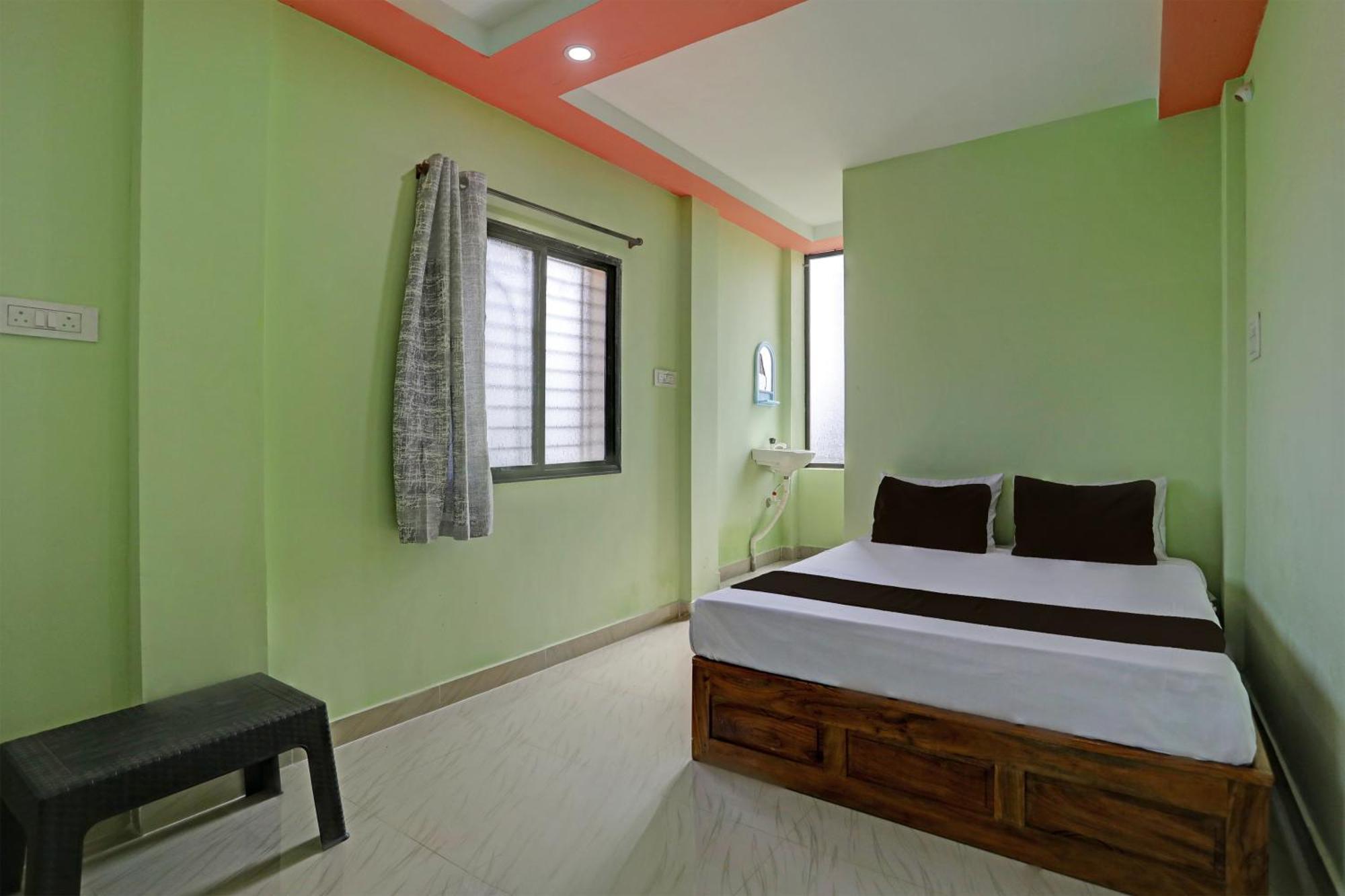 Chandrapur Spot On Hotel Leo Star מראה חיצוני תמונה