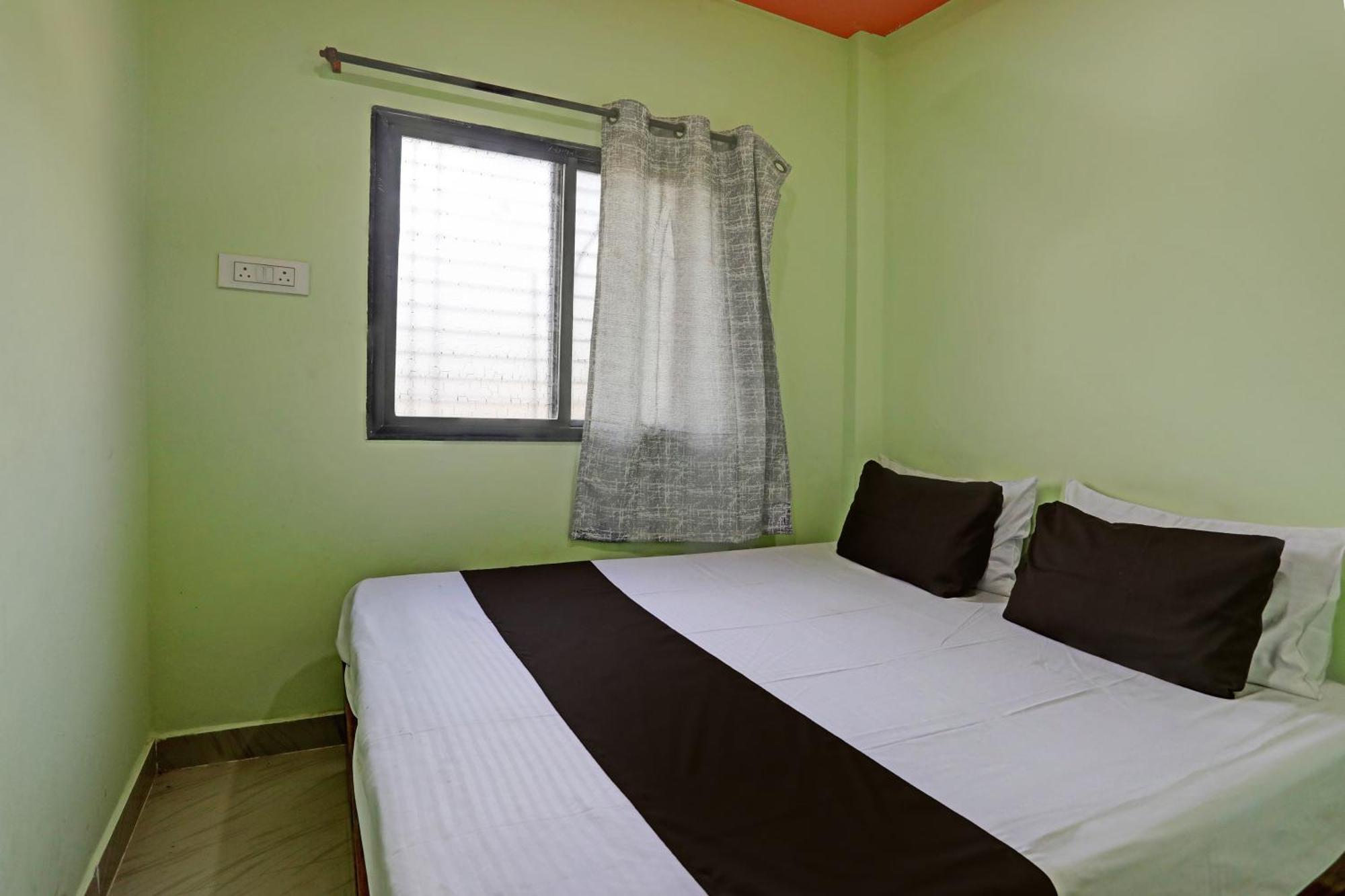 Chandrapur Spot On Hotel Leo Star מראה חיצוני תמונה