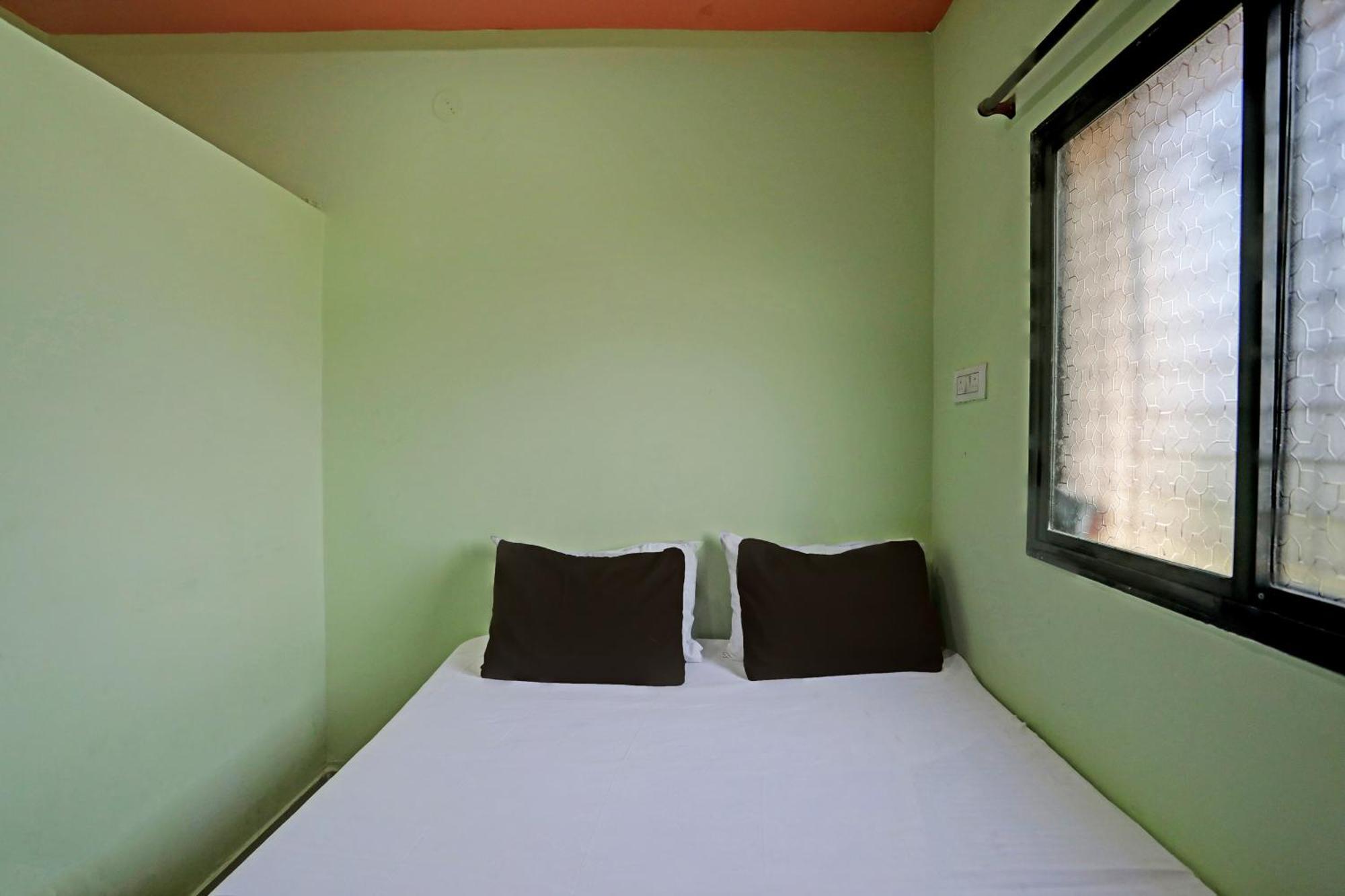 Chandrapur Spot On Hotel Leo Star מראה חיצוני תמונה