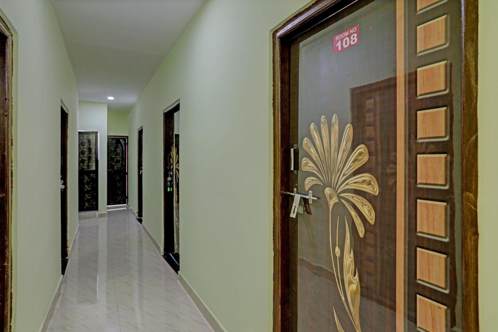 Chandrapur Spot On Hotel Leo Star מראה חיצוני תמונה